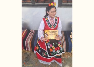 etnografski-komplex-stariya-dobrich-folkloren-festival-chsu-feniks-varna